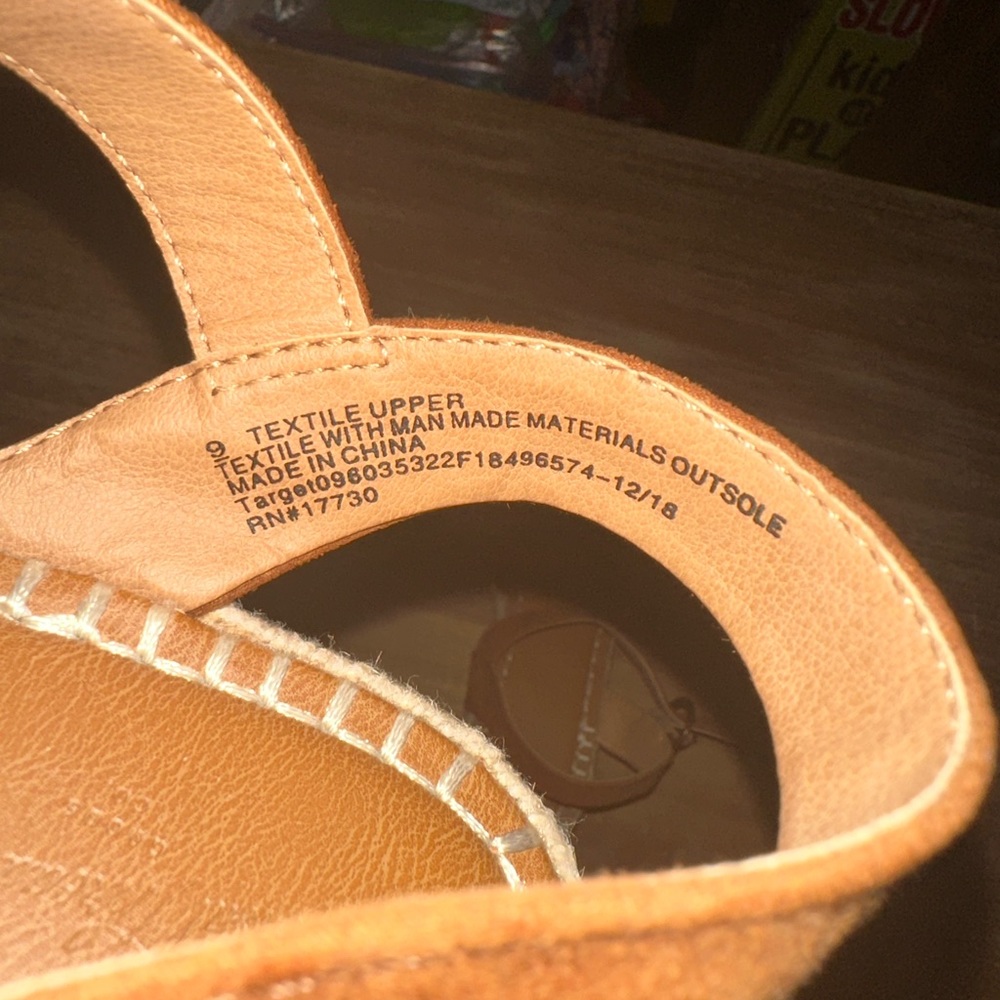 Universal Thread Wedges - image 5